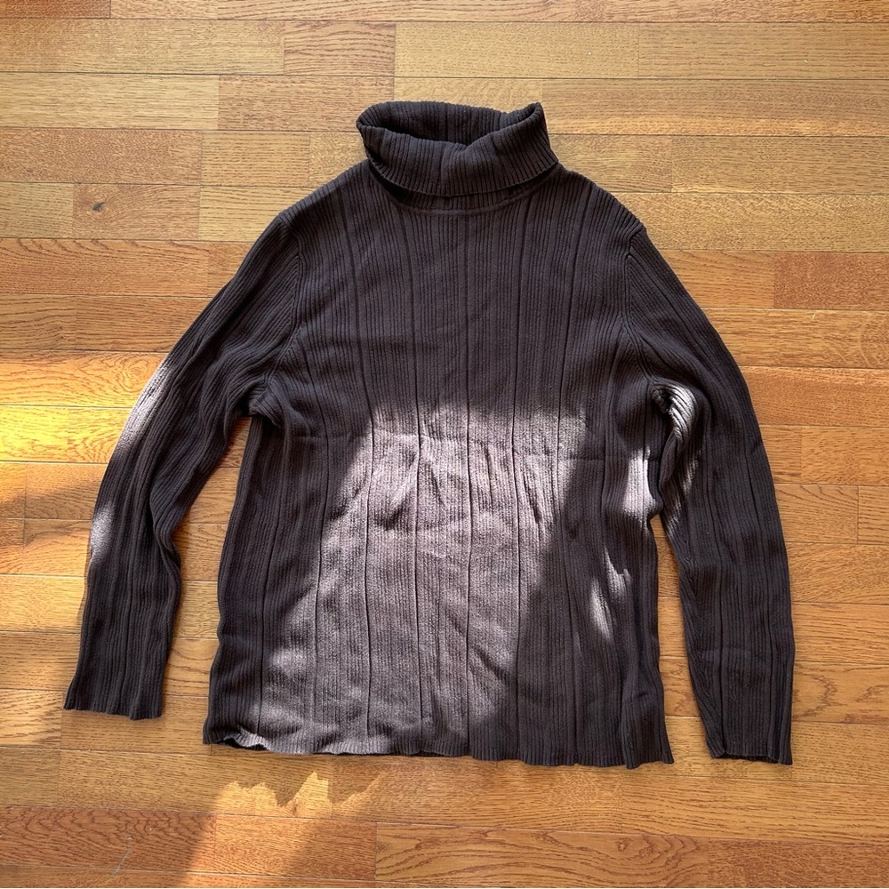 Liz Claiborne Turtle Neck Sweater Brown